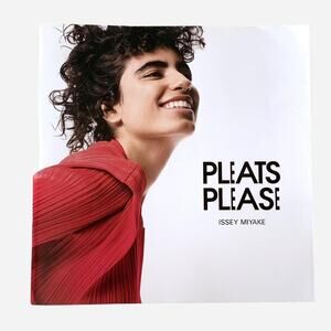 Issey Miyake PLEATS PLEASE Catalog lookbook Latest Edition